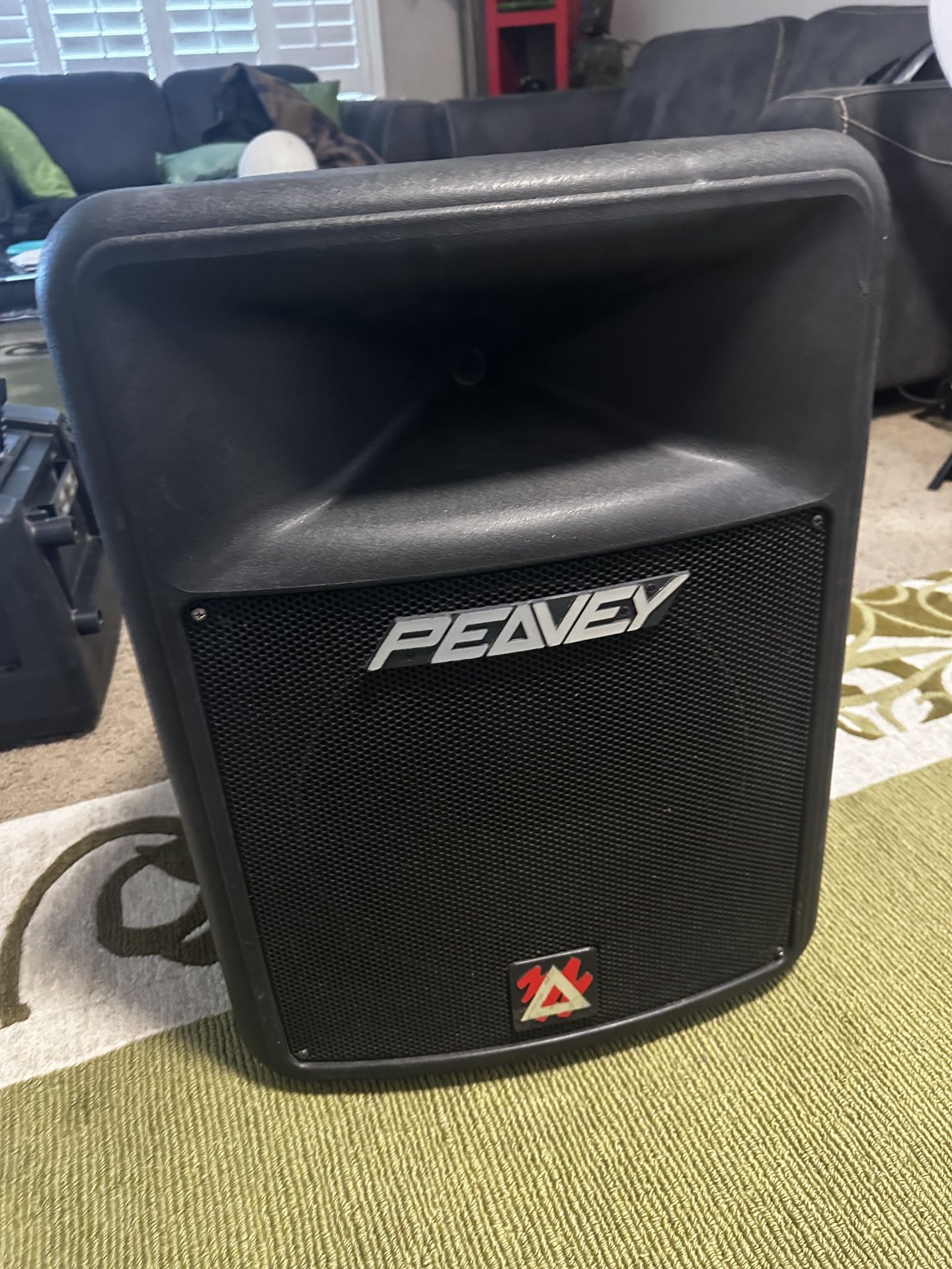 PEAVEY Impulse 200P Powered Speaker