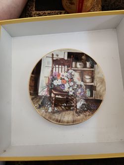 Collectible plate