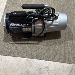 Yellow Jacket 2 Stage Vacuum Pump- Basically Brand New