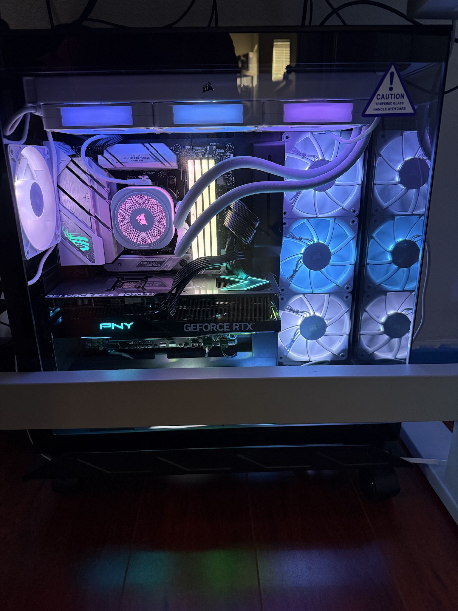 Gaming Desktop ( PC )