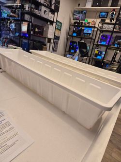 Root & Vessel Poly-Pro Plastic Flower Box Planter, White, 30-Inch $5