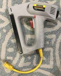 Stanley Sharpshooter TRE500 Heavy Duty Electric Stapler Staple Gun Small Compact....USED ONLY ONCE!.... asking $20.00