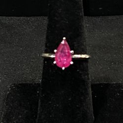 14KW RUBY RING