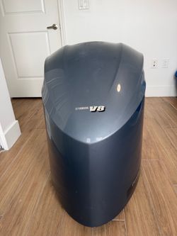Yamaha V8 Outboard Motor Engine Cover Hood (х2)