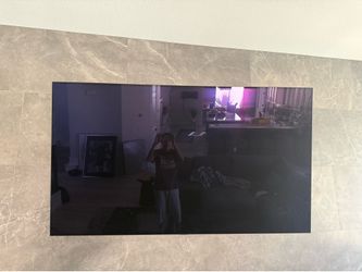 77 inch LG flatscreen TV