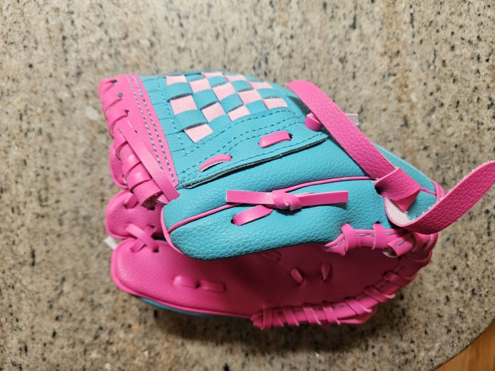 Left Handed Tee Ball Mitt