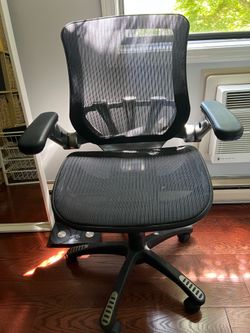 Desk chair, good condition