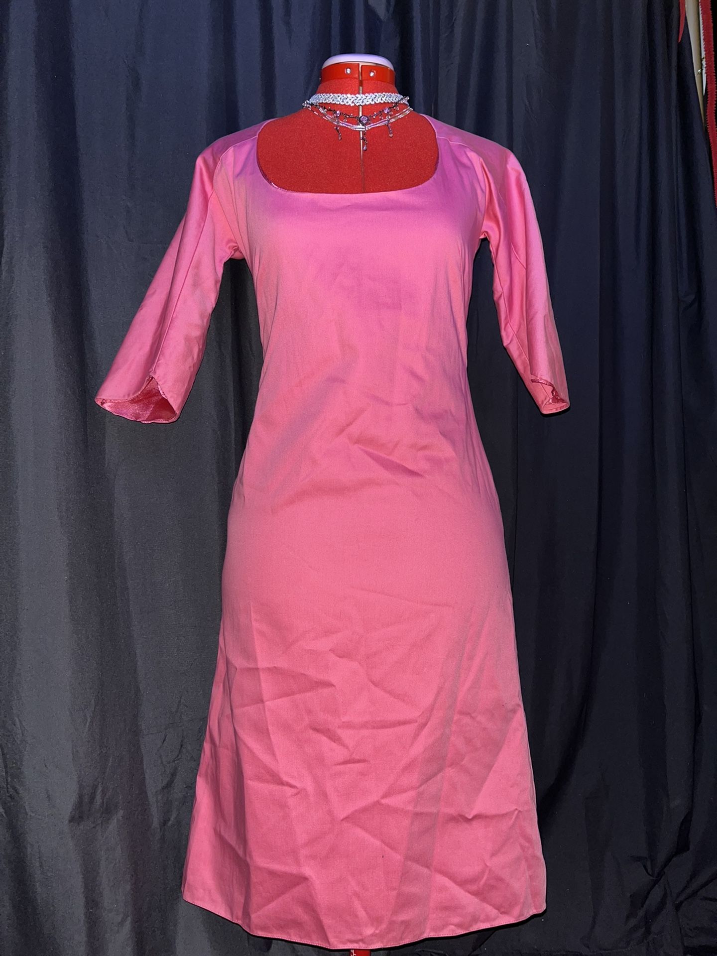 Pink Deep Square Neckline Glamorous