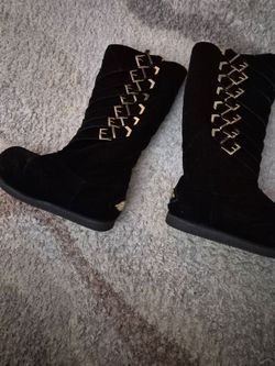 Boots and Shoes size 9