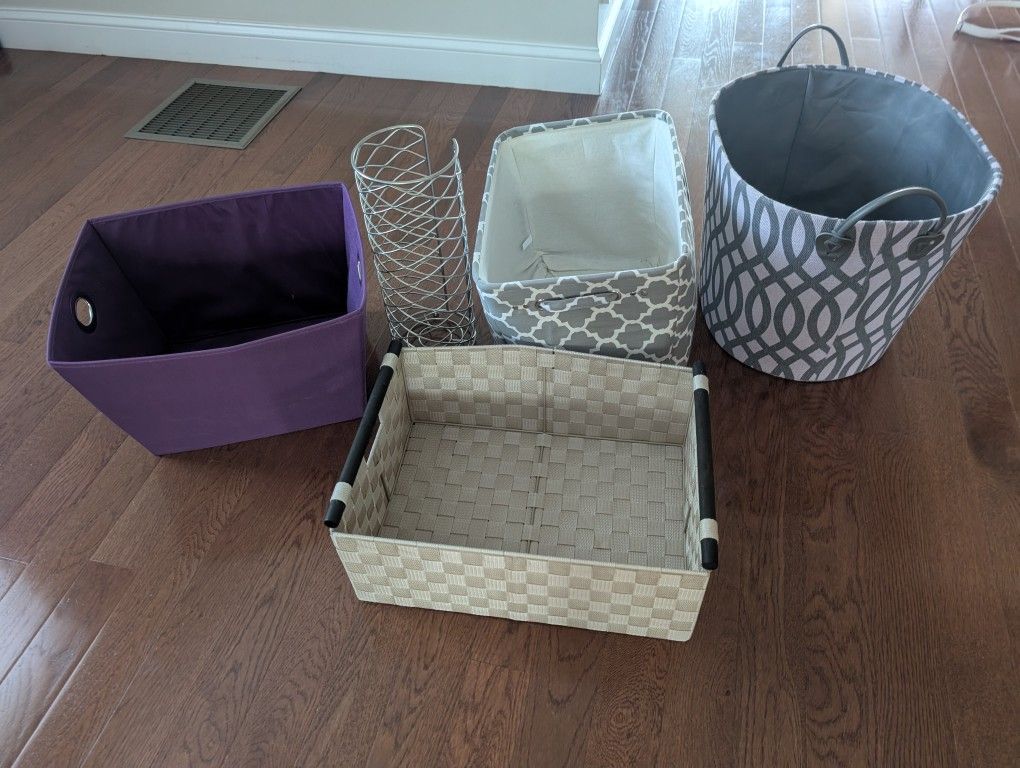 Clothing or home goods basket set
