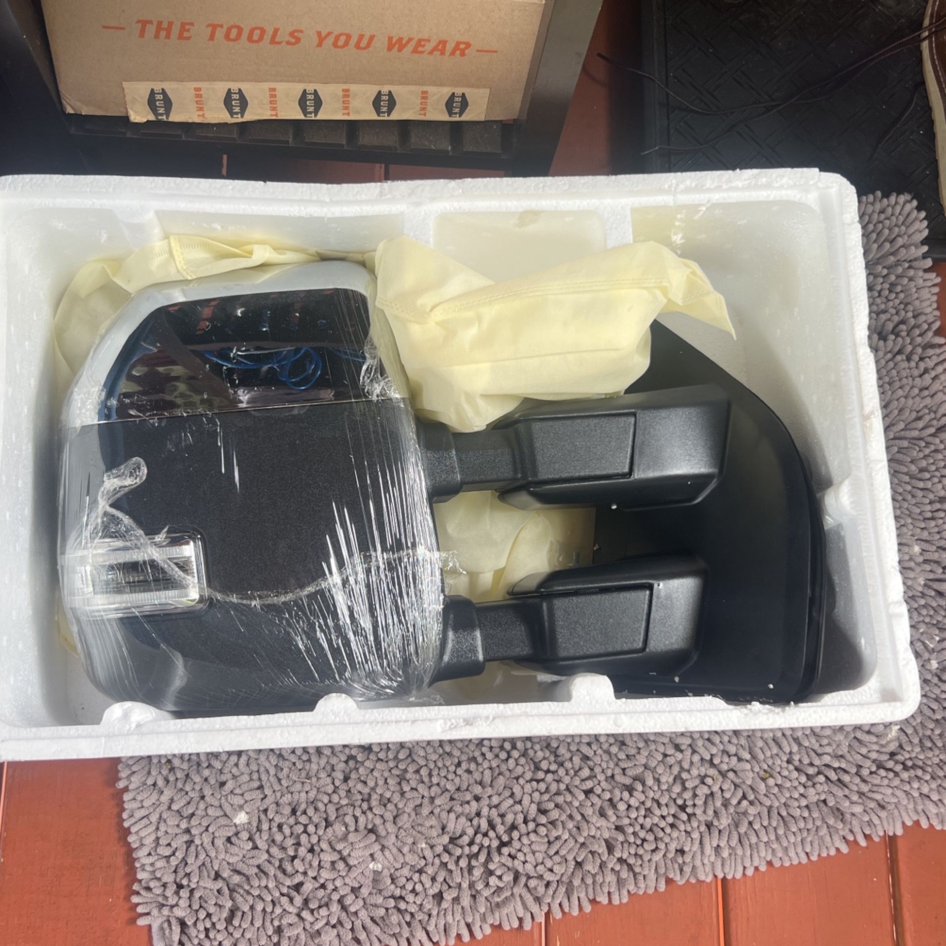 Driver side Ford F250/350 Tow Mirror