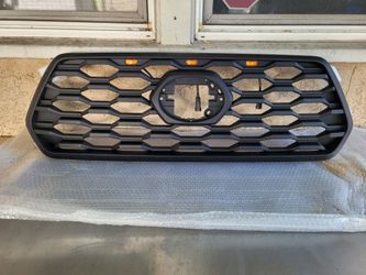 Toyota Tacoma front Grille Grill $65 as is read Description
