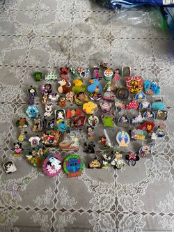 Disney pins