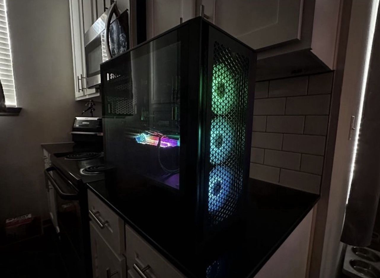 Gaming Pc or trading for ps5 slim disc