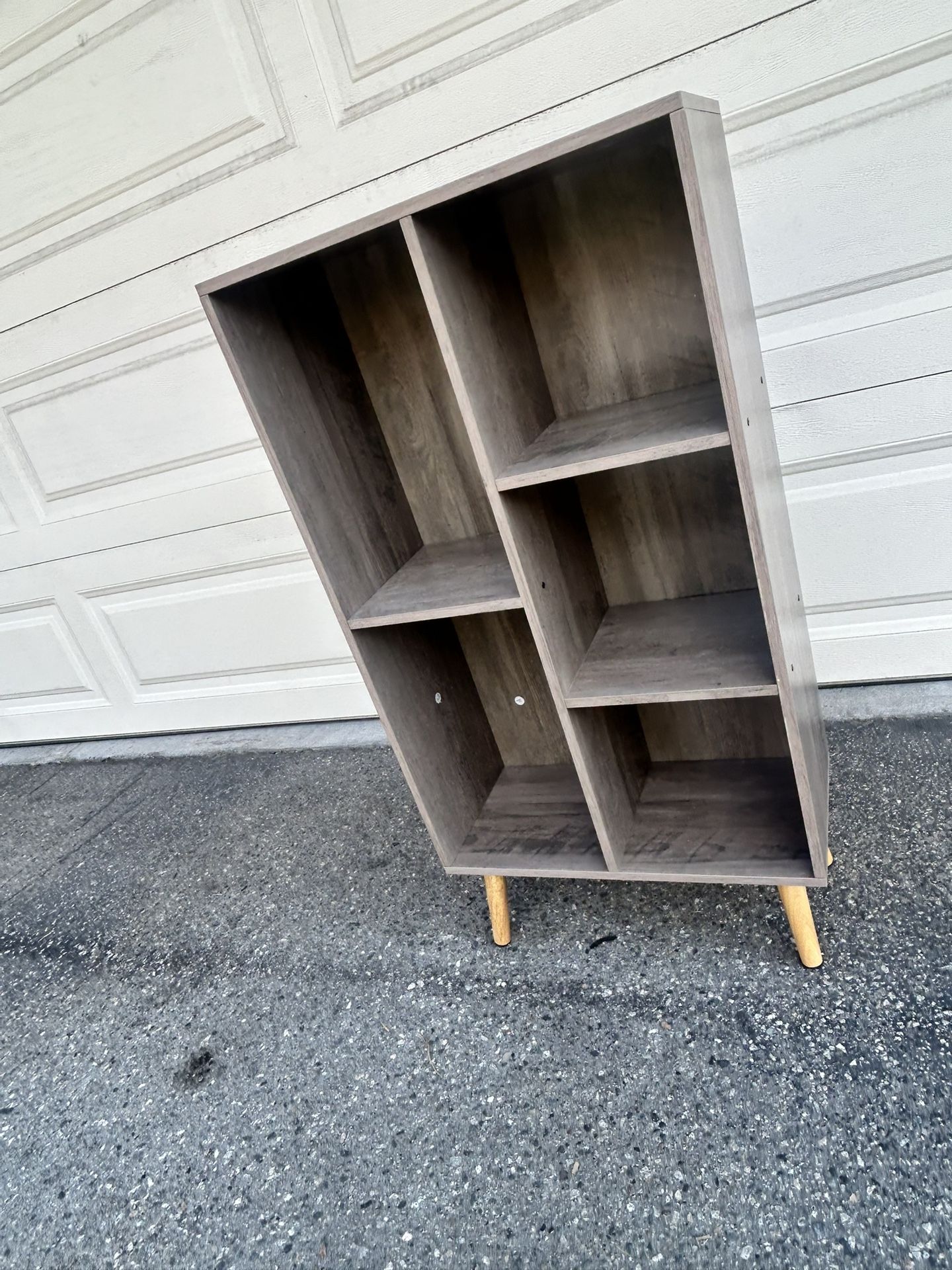 5 Cube Small Bookshelf,3 Tier Mid-Century Modern Bookcase with Legs,Wood Bookshelves Storage Organizer Shelf,Free Standing Narrow Book Shelves,Rustic