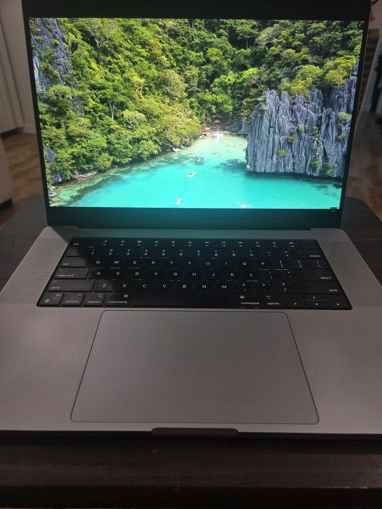 MacBook Pro 2021 16inch M1 Max