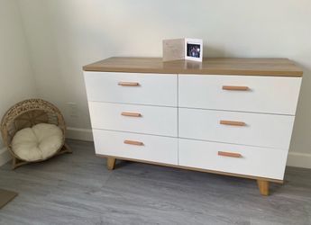 Modern 6-Drawer Dresser