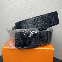 Luis Vuitton Belt