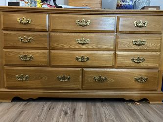Maple Amish Dresser