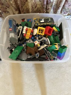 Giant Tub of Random LEGOS