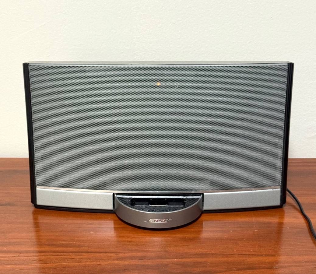 Working Bose SoundDock N123 Digital Music System