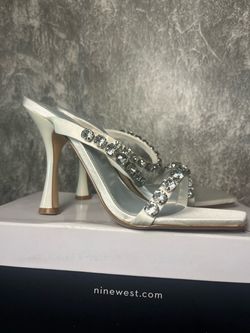 Nine West Crystal Embellished Heels 8.5 new
