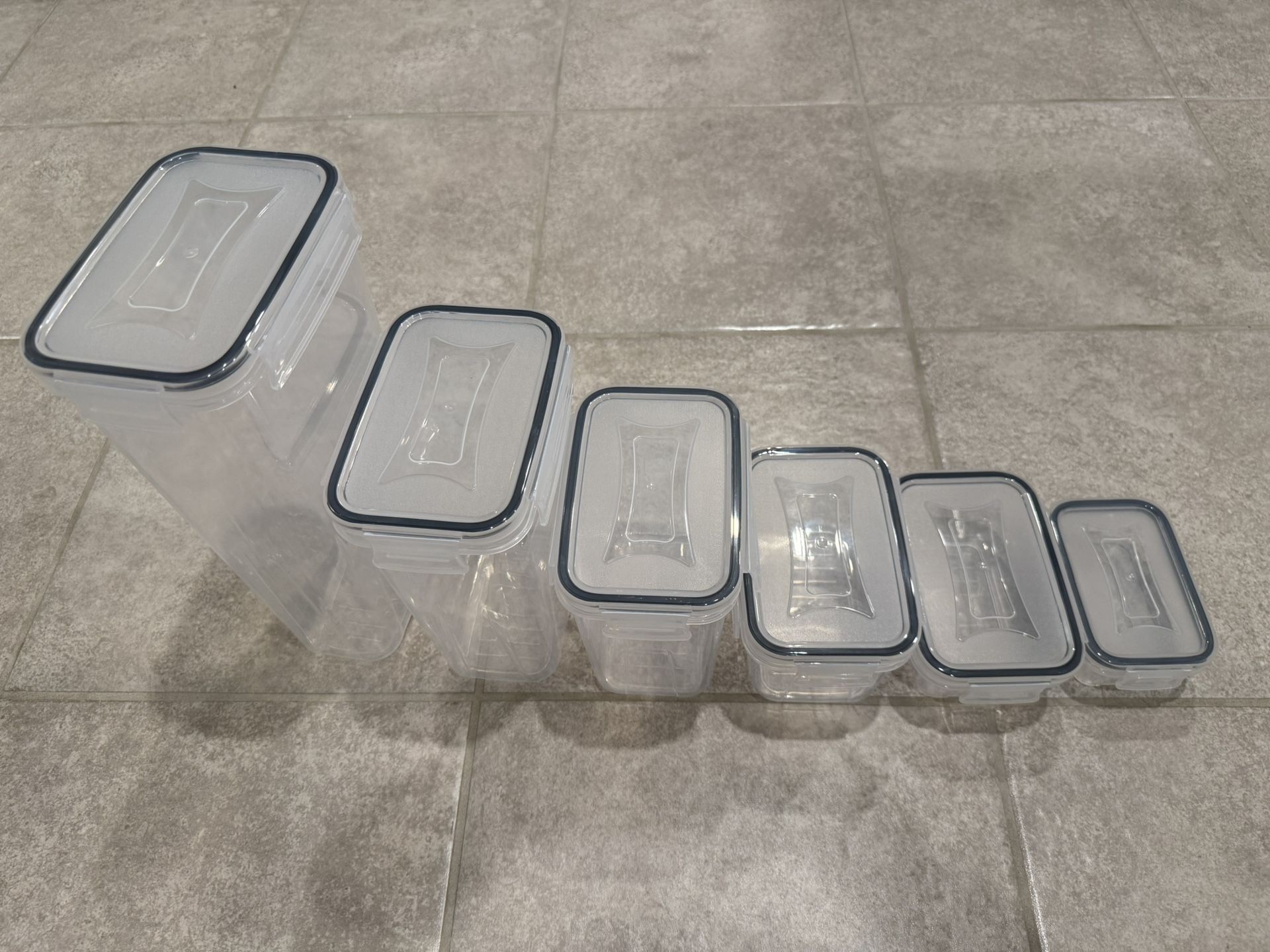 Airtight Container Set for Food Storage - 6 Pc Set - BPA Free Heavy Duty Plastic - Interchangeable Lids - Clear Plastic