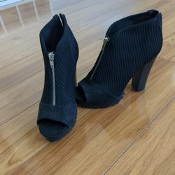 Thick High Heels Size 7