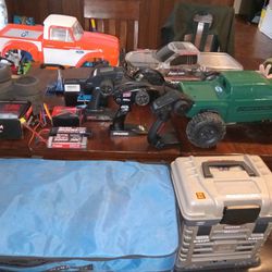 RC LOT! Traxxas Slash 2wd X2 Brushless And A AXIAL YETI 1/10 CRAWLER