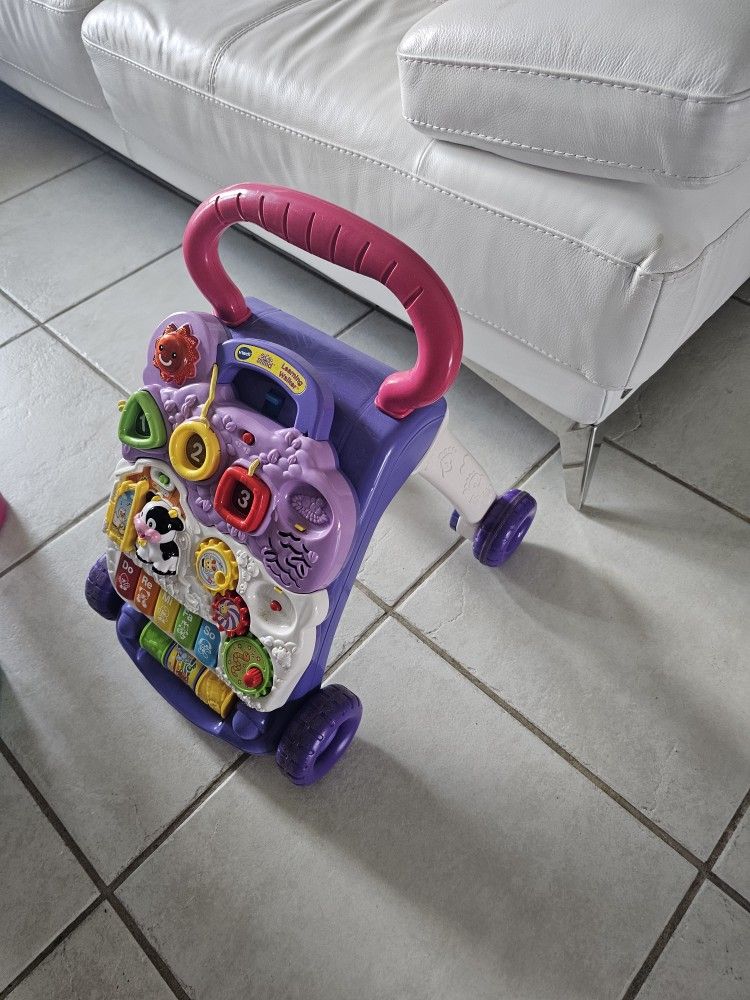 Mesita De Piano Y Caminador Para Primeros Pasos De Niño Pequeño