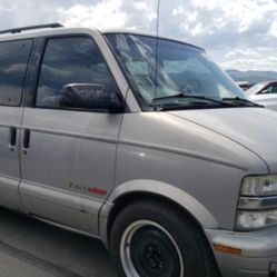 1999 Chevrolet Astro Van