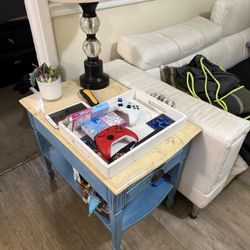 Granite Coffee Table Worh Matching End Tables 