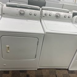 Mint Condition Maytag Washer And Gas Dryer Set