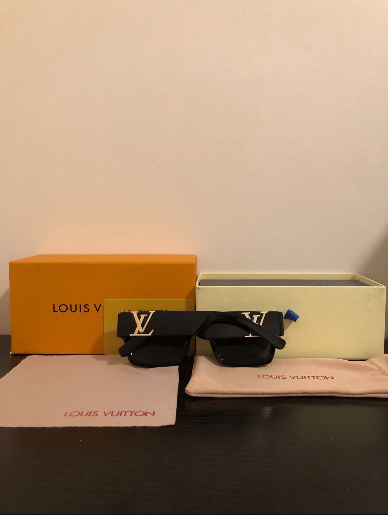 Louis Vuitton unisex sunglasses