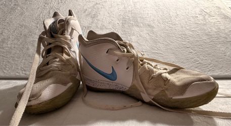 Nike Kyrie 4 "Uncle Drew" White / Deep Royal Blue - Gum Sole Basketball Shoes