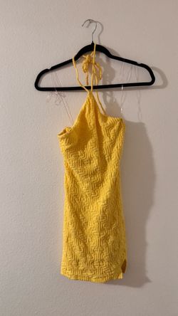 Yellow dress