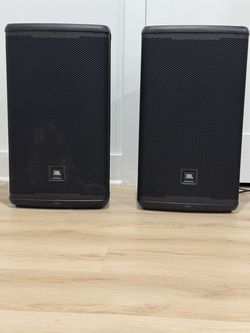 Pair JBL EON712 12” Powered PA Speakers – Excellent Condition