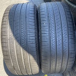 2 Llantas Usadas Pirelli Scorpion 285/40/23 $200 El Par