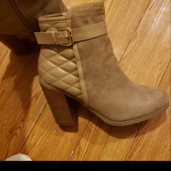 Shoedazzle Dalia Booties Size 8