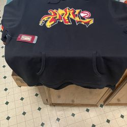 Mitchell&Ness Atlanta Hawks Xl Graffiti Short Sleeve Hoodie NBA Basketball New