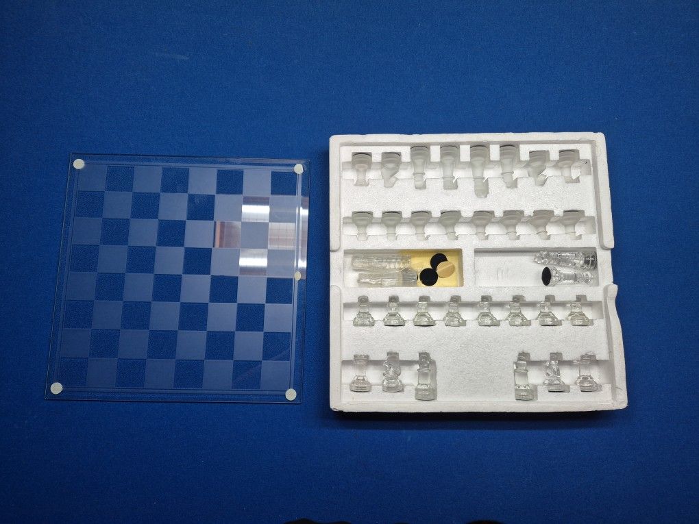 Classic Frosted Glass Chess Set