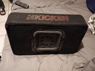 Kicker Solo-Baric L7T 8-Inch 2-Ohm 350W RMS Loaded Truck Enclosure/Shallow Subwoofer (Model: 46TL7T82)