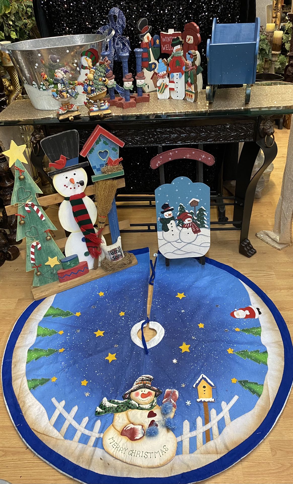 12 pieces Snowman Christmas decoration $70 for everything “NO HOLDING “