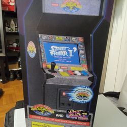 (Very Rare) Limited Edition 12-in Replicade Street Fighter 2 Championship Edition And Super Street Fighter 2 Turbo Arcade Machine