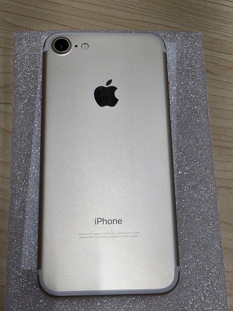 Iphone 7 Unlocked 32GB. Firm Price. Desbloqueado. El Precio Es Firme.
