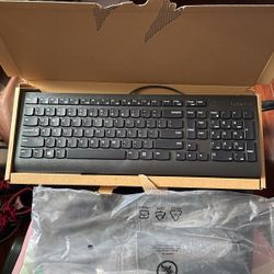 Lenovo keyboard Brand New 
