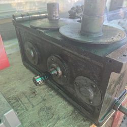 Motors And Oil Pump, With Contactor, Start Stop Switch And Transformer