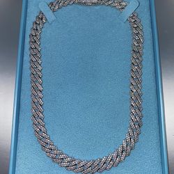  GLD 8.5MM Diamond Prong Cuban Necklace - White Gold
