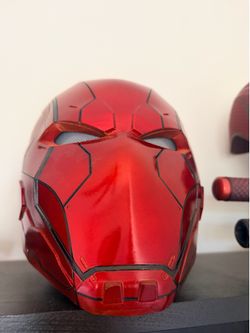 REDHOOD HELMENT PROP W LED EYES