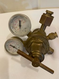 Victor VTS253D carbon Dioxide two stage regulator